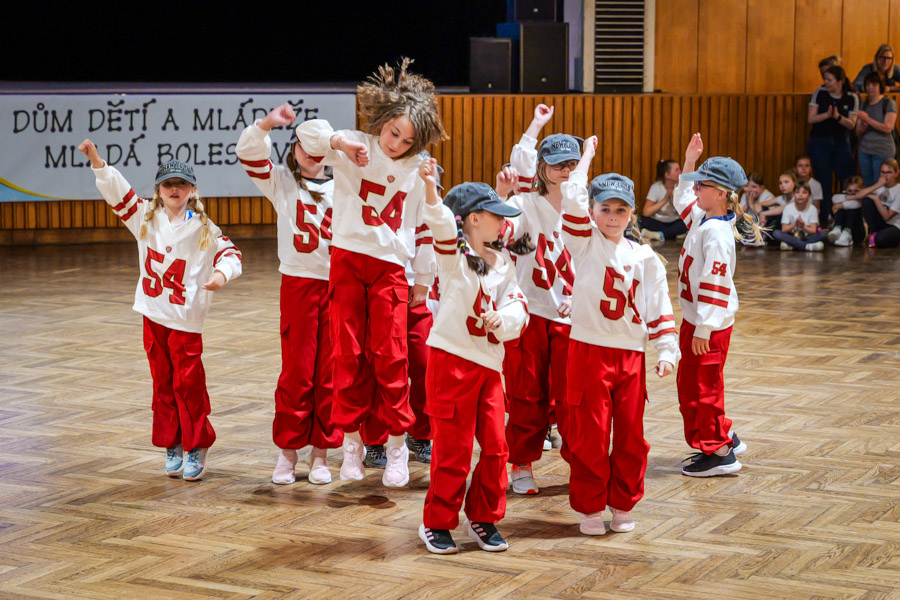 MB_ÚT_19_Street Dance 2.jpg